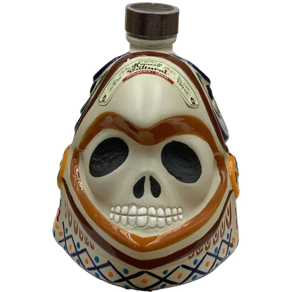 Riqueza Cultural Skull Añejo 750ml